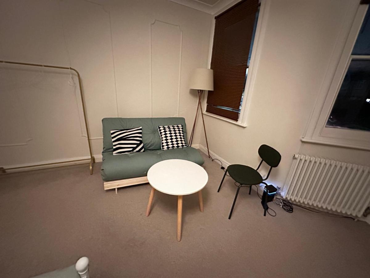 Spacious Room Near Underground London Ngoại thất bức ảnh
